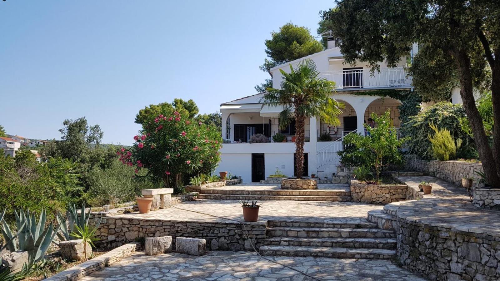Apartment In Maslinica 70M From The Sea Dış mekan fotoğraf