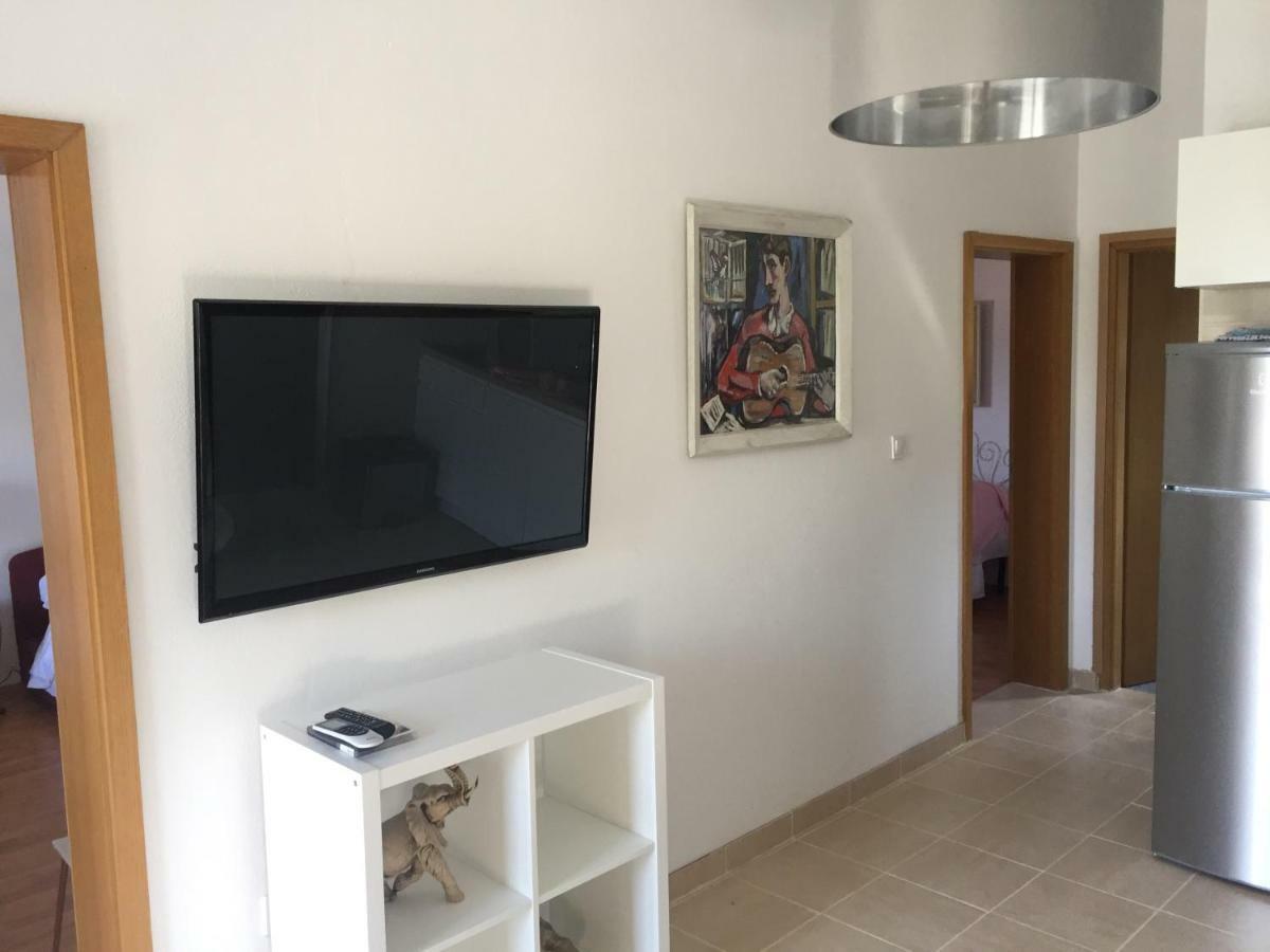 Apartment In Maslinica 70M From The Sea Dış mekan fotoğraf